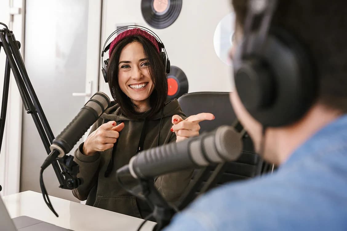 Uyurken dinlemeyi en çok sevdiğiniz podcast yayıncısı ve programı hangisi?